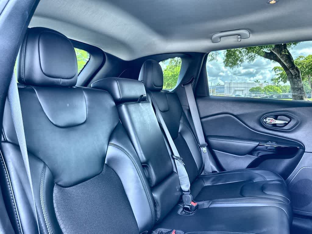 2021 Jeep Cherokee Altitude