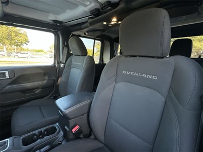 2023 Jeep Gladiator Overland
