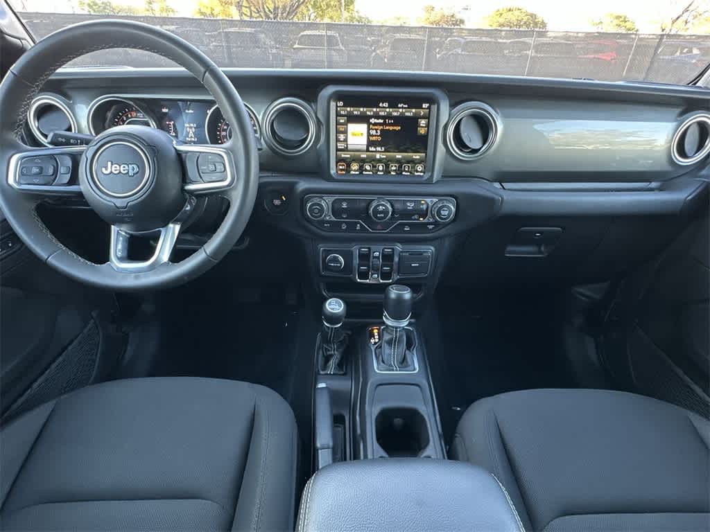 2023 Jeep Gladiator Overland