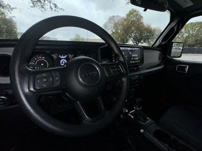 2025 Jeep Gladiator Sport