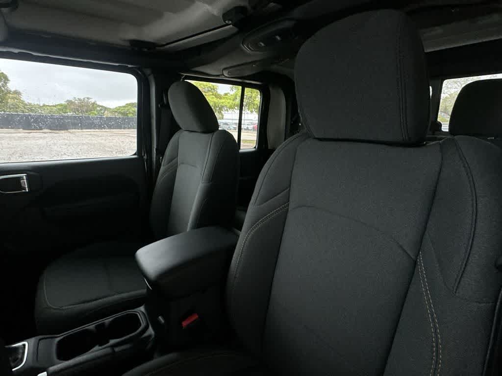 2025 Jeep Gladiator Sport