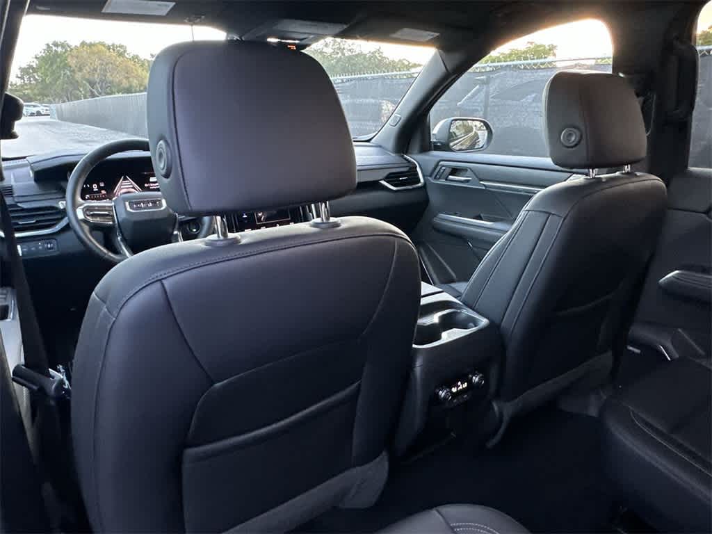 2024 GMC Acadia AWD Elevation