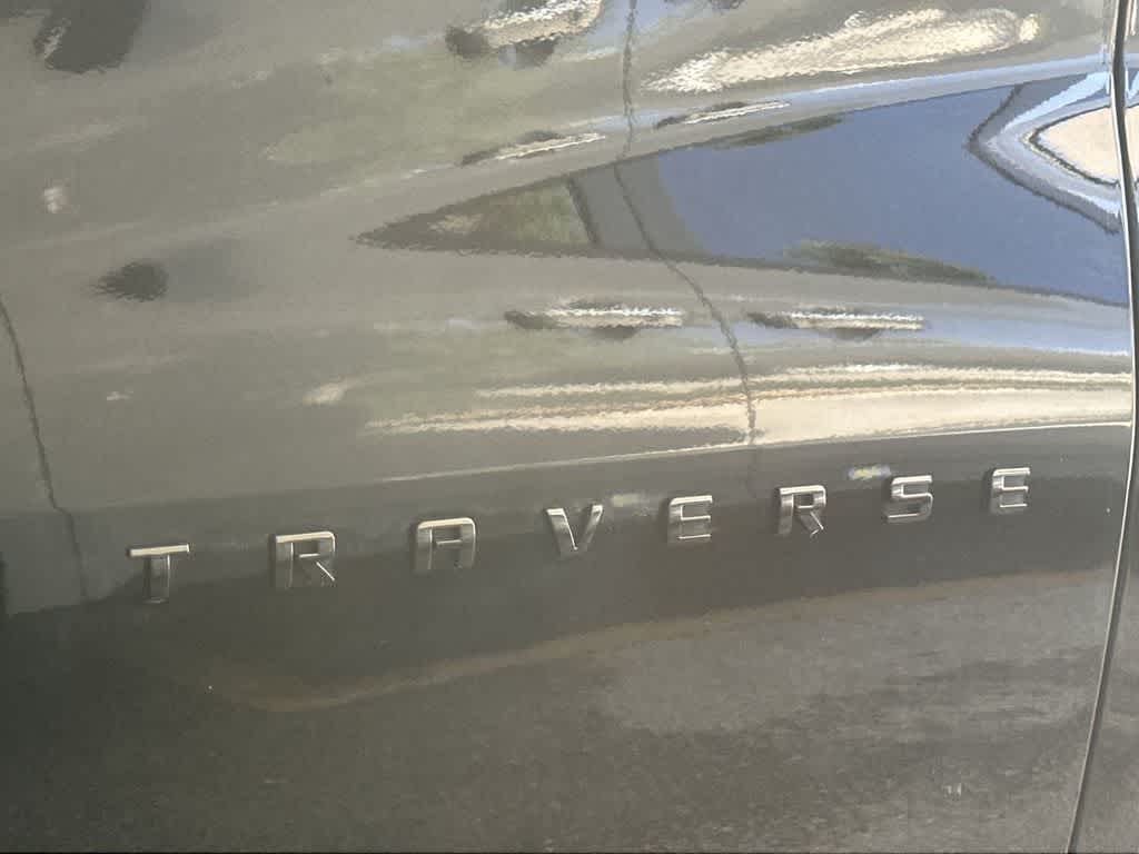 2023 Chevrolet Traverse RS