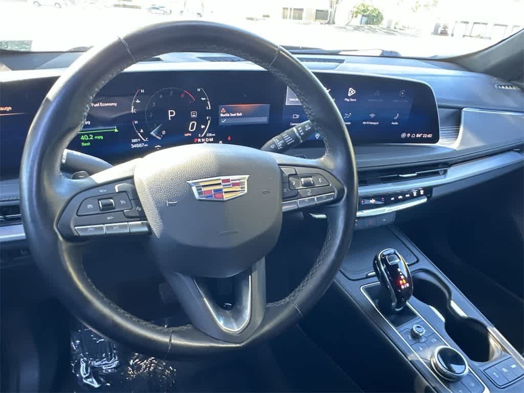 2025 Cadillac XT4 FWD Premium Luxury