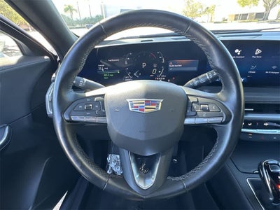 2025 Cadillac XT4 FWD Premium Luxury