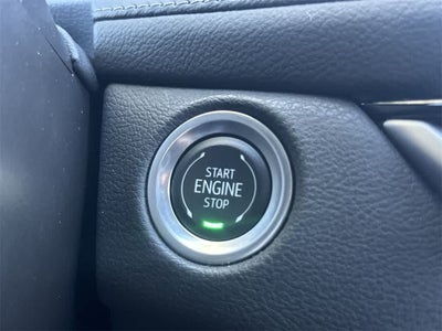 2025 Cadillac XT4 FWD Premium Luxury