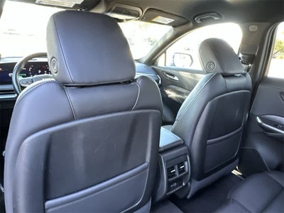 2025 Cadillac XT4 FWD Premium Luxury