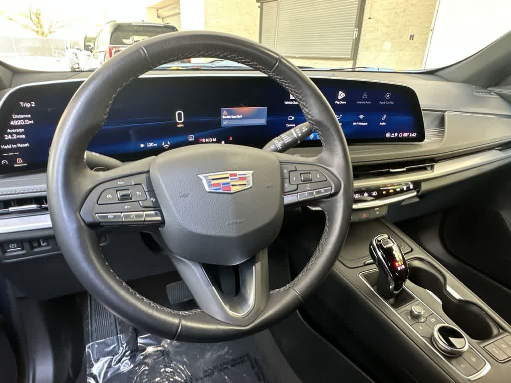 2025 Cadillac XT4 FWD Premium Luxury