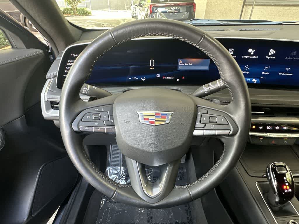 2025 Cadillac XT4 FWD Premium Luxury