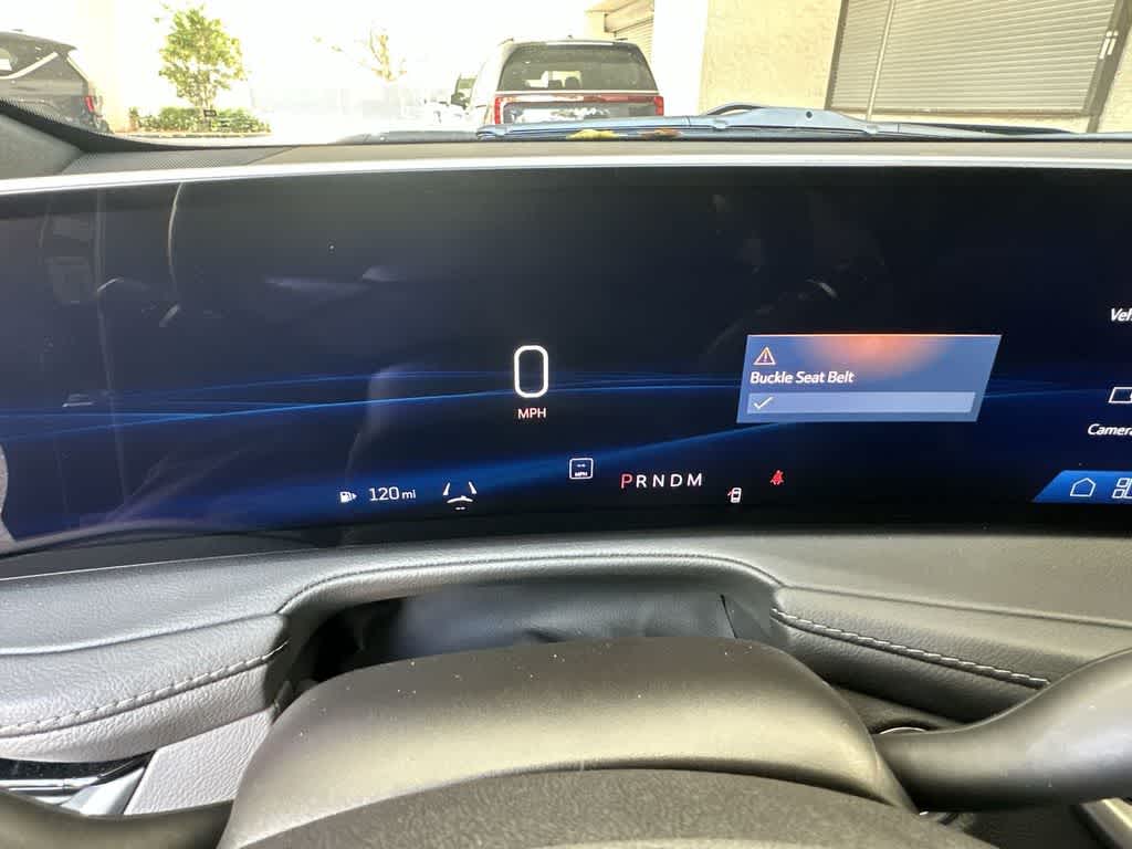 2025 Cadillac XT4 FWD Premium Luxury