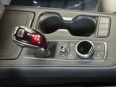 2025 Cadillac XT4 FWD Premium Luxury