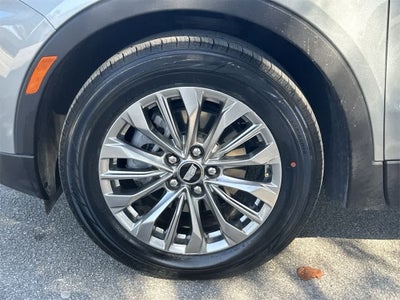 2025 Cadillac XT4 FWD Premium Luxury