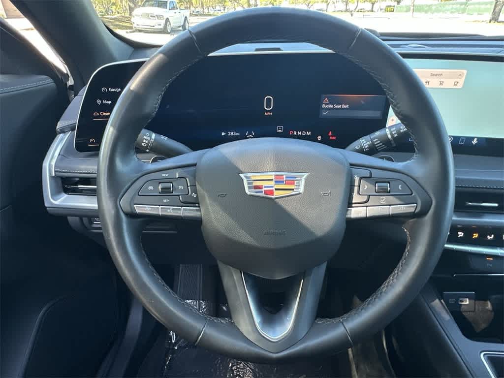 2025 Cadillac XT4 FWD Premium Luxury