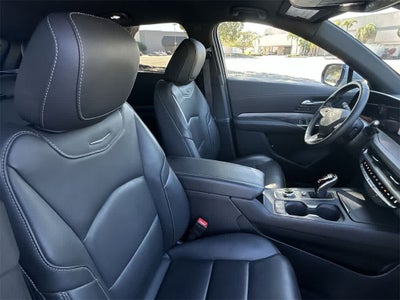 2025 Cadillac XT4 FWD Premium Luxury