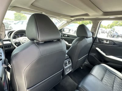 2023 Nissan Maxima Platinum