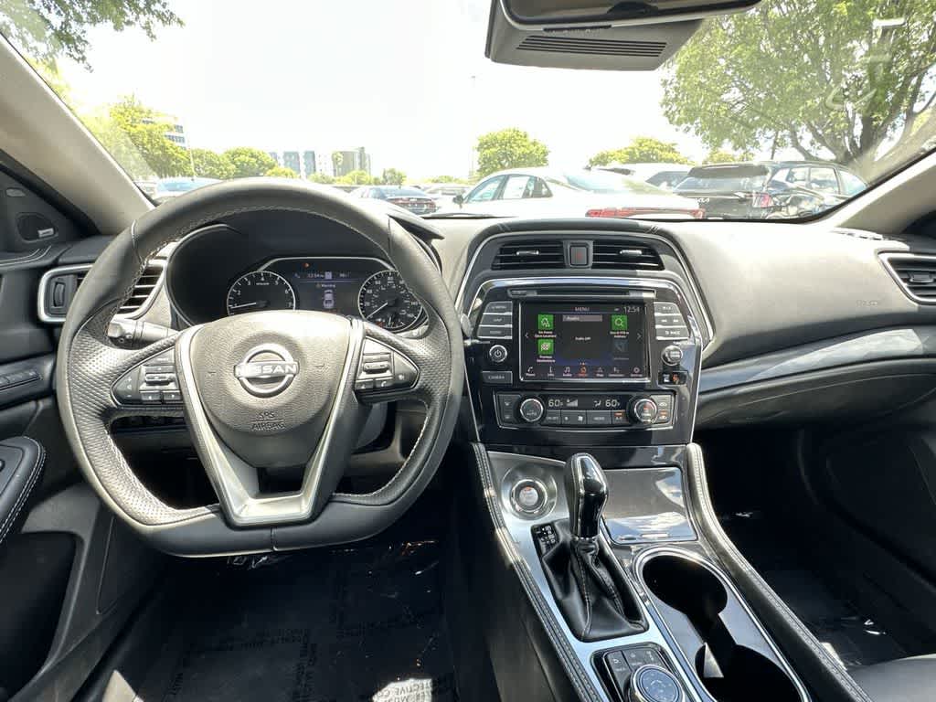 2023 Nissan Maxima Platinum