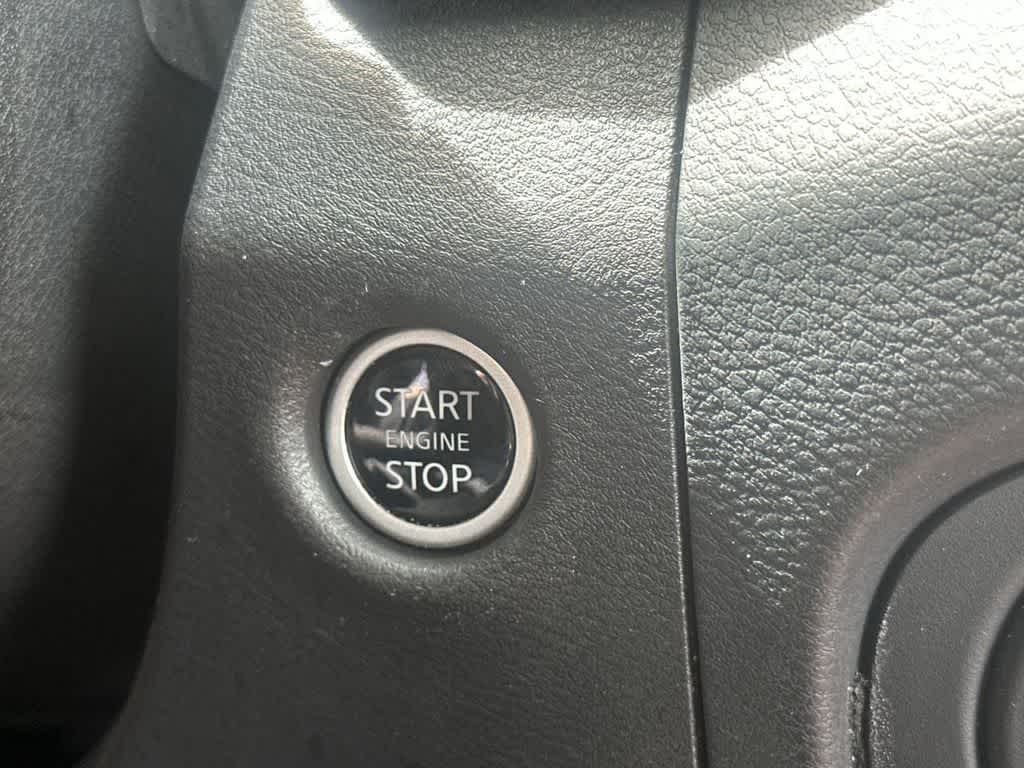 2024 Nissan Frontier PRO-X