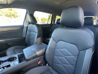 2024 Volkswagen Atlas 2.0T SE