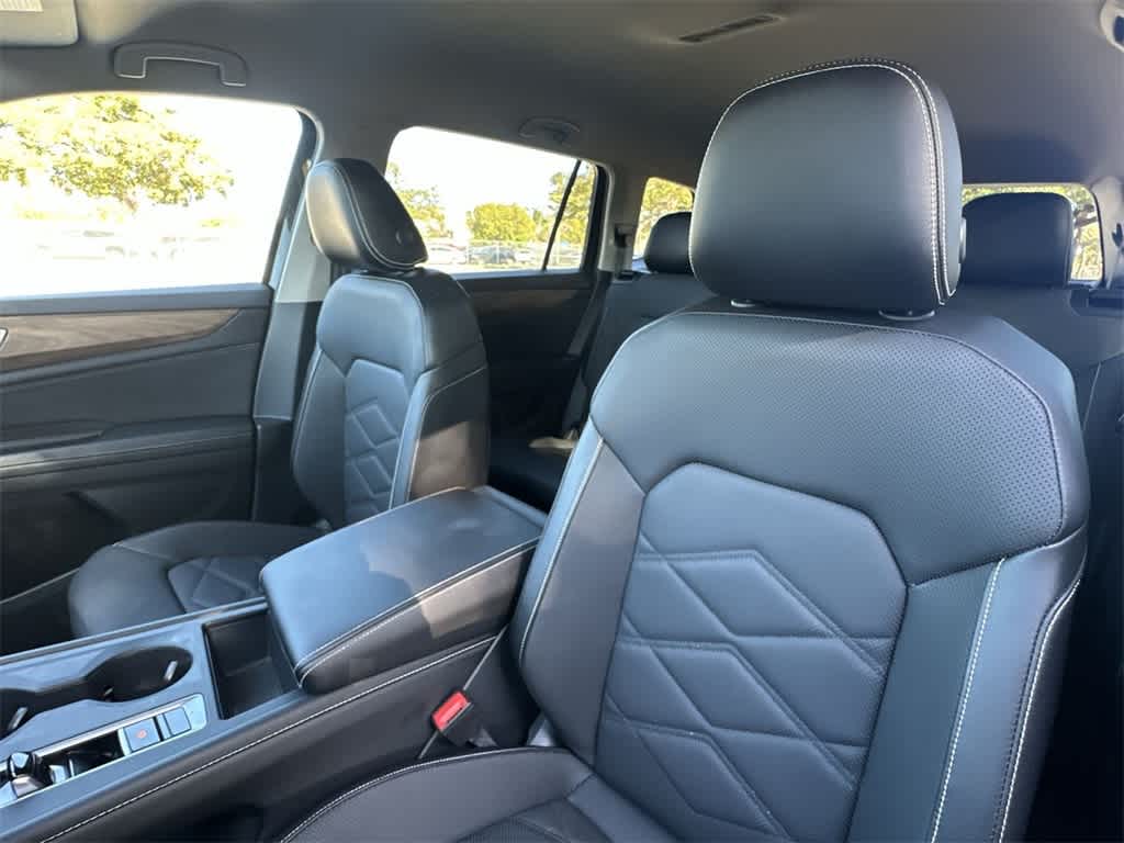 2024 Volkswagen Atlas 2.0T SE