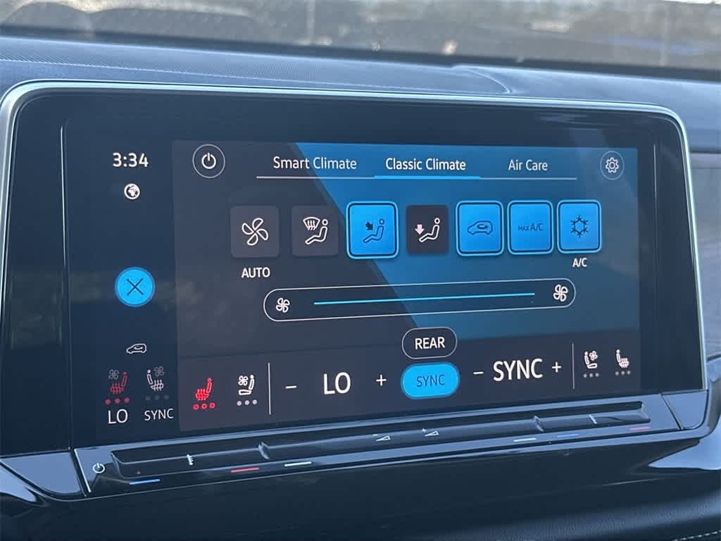 2024 Volkswagen Atlas 2.0T SE