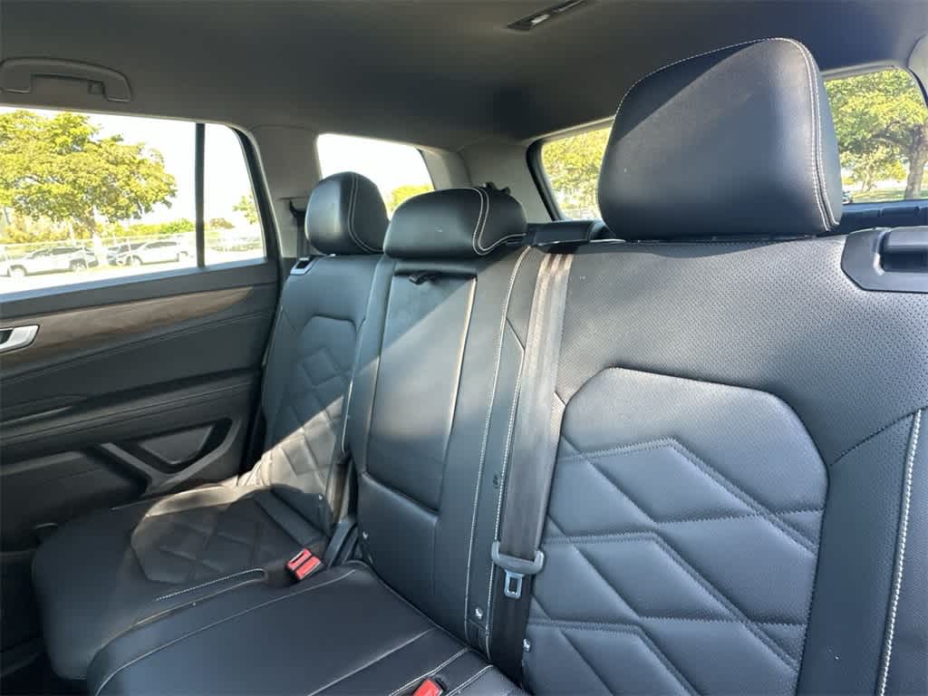 2024 Volkswagen Atlas 2.0T SE