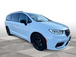 2024 Chrysler Pacifica Hybrid Premium S Appearance Pkg