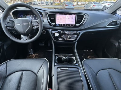2024 Chrysler Pacifica Hybrid Premium S Appearance Pkg
