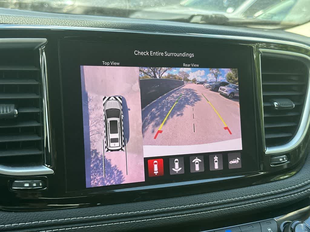 2022 Chrysler Pacifica Limited