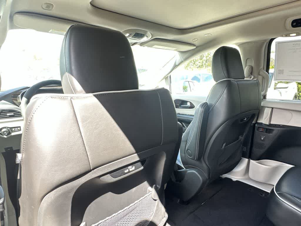 2022 Chrysler Pacifica Limited