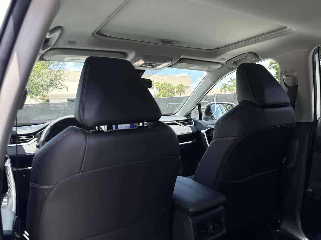 2025 Toyota RAV4 XLE Premium
