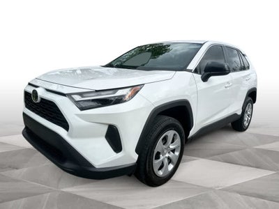 2025 Toyota RAV4 LE