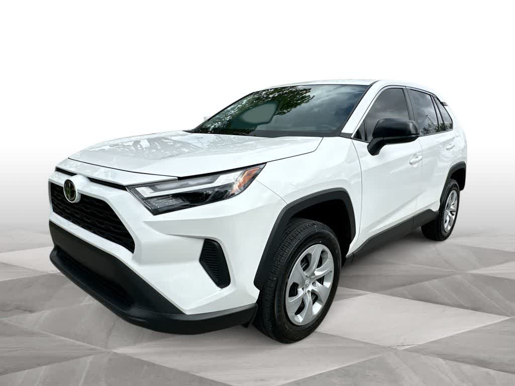 2025 Toyota RAV4 LE