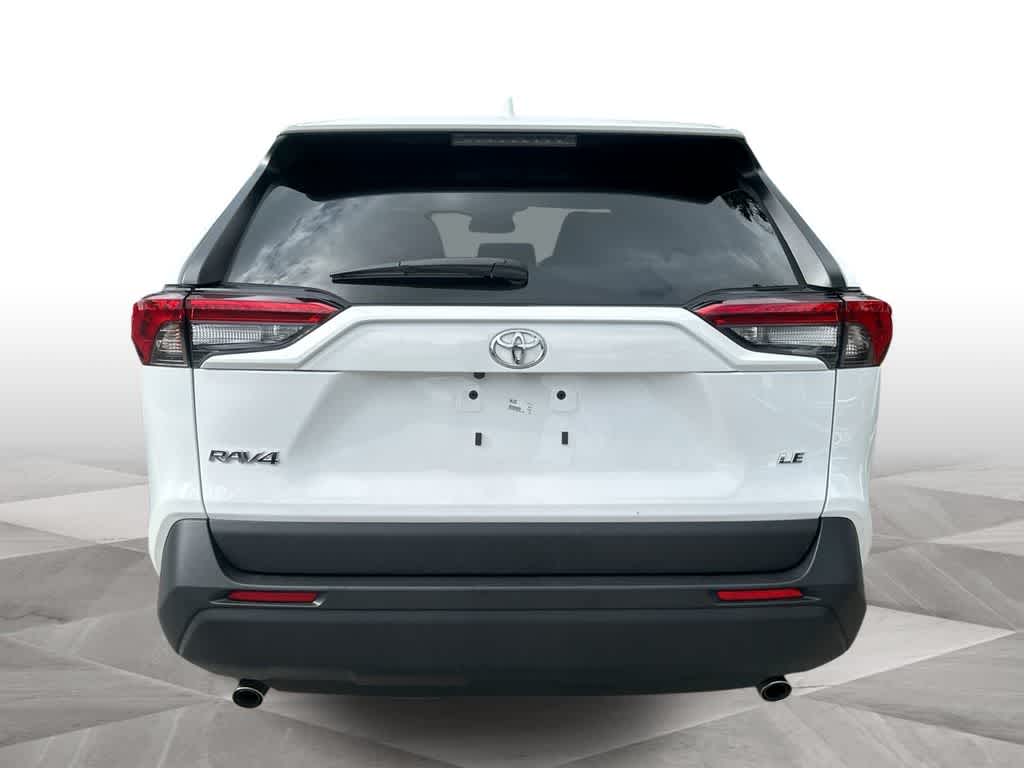 2025 Toyota RAV4 LE