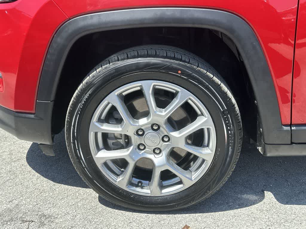 2023 Jeep Compass Latitude Lux