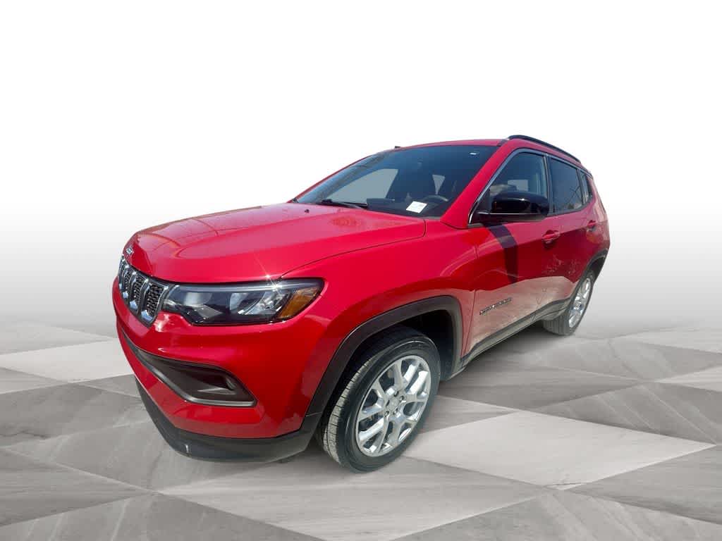 2023 Jeep Compass Latitude Lux