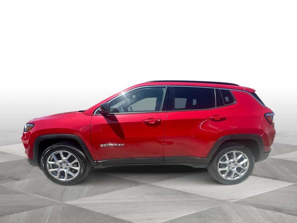 2023 Jeep Compass Latitude Lux
