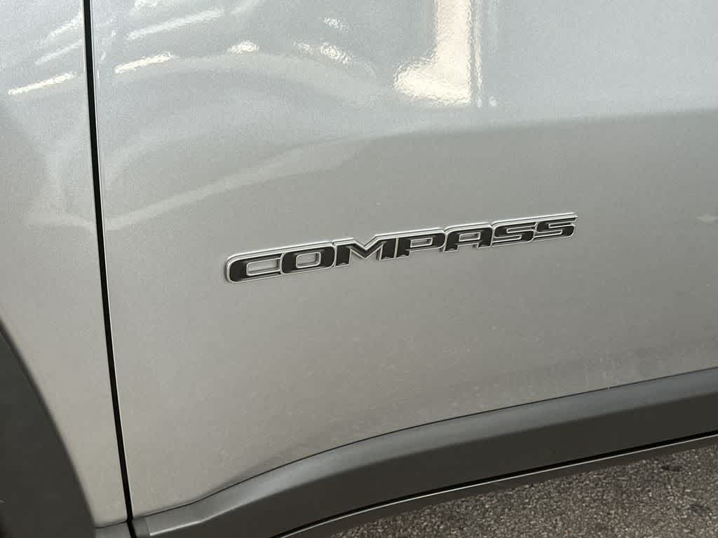 2023 Jeep Compass Latitude Lux