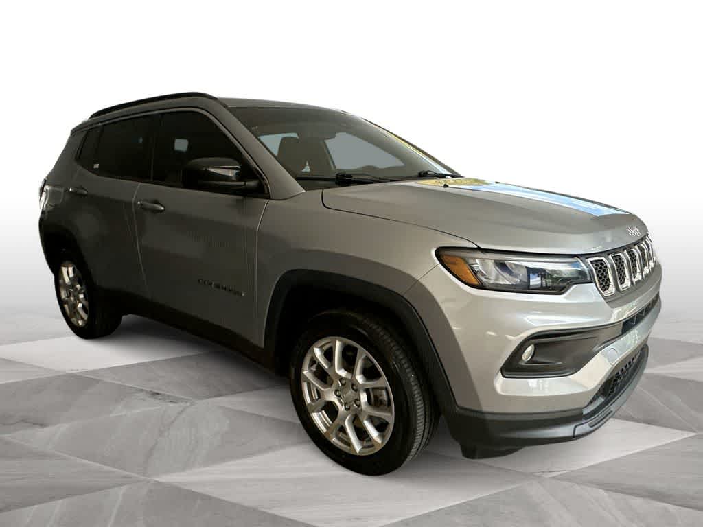 2023 Jeep Compass Latitude Lux