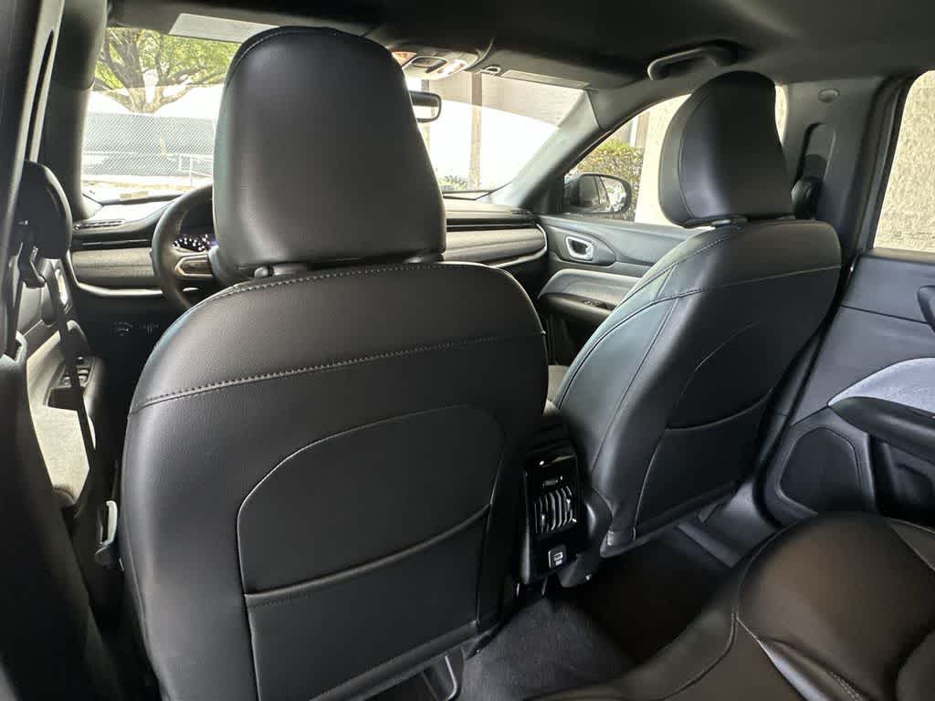 2023 Jeep Compass Latitude Lux