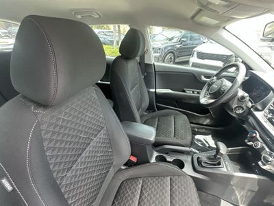 2023 Kia Rio 5-Door S