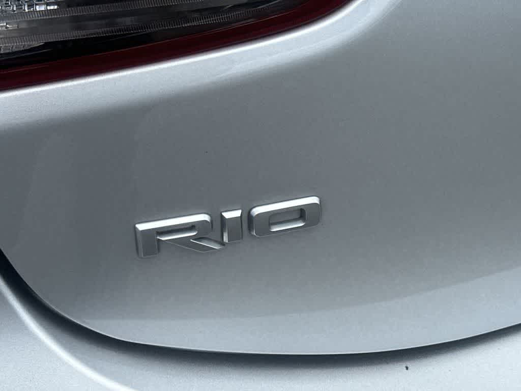 2023 Kia Rio 5-Door S