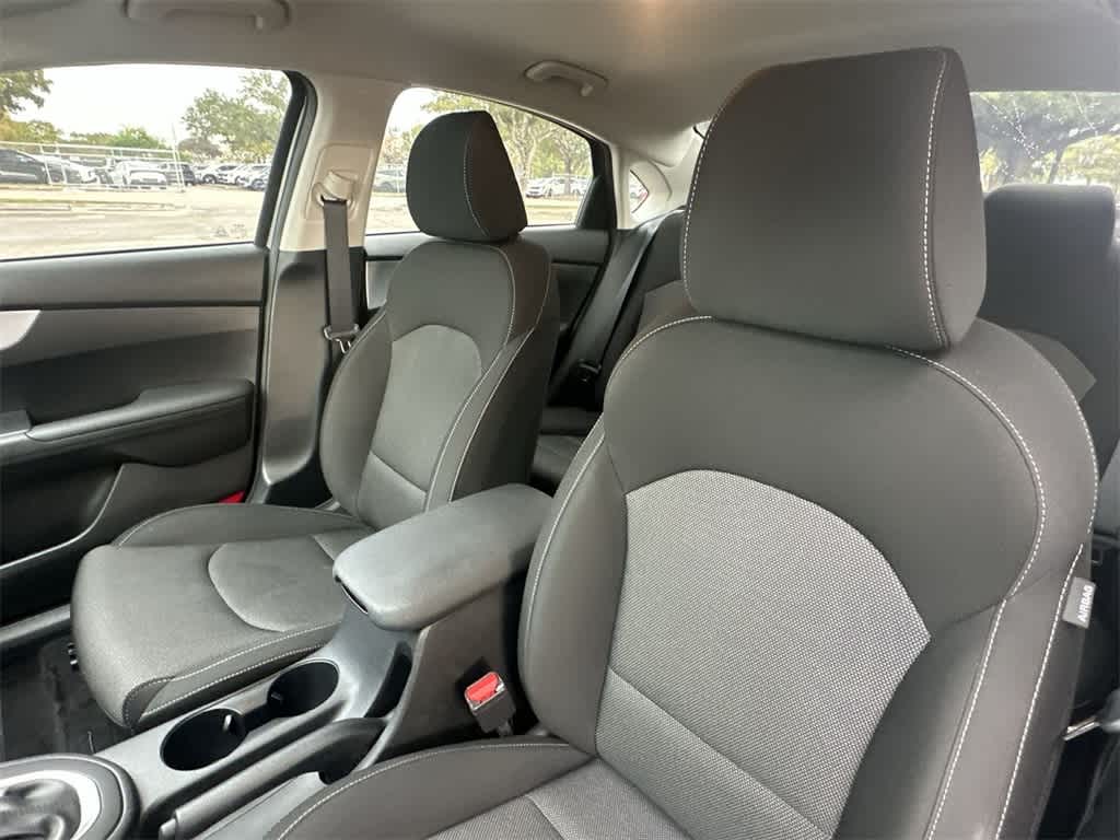 2024 Kia Forte LXS