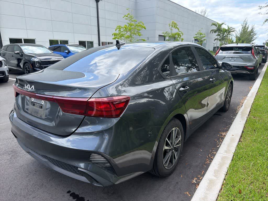 2023 Kia Forte LXS