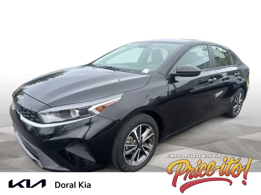 2023 Kia Forte LXS