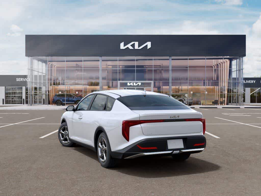 2026 Kia K4 LXS