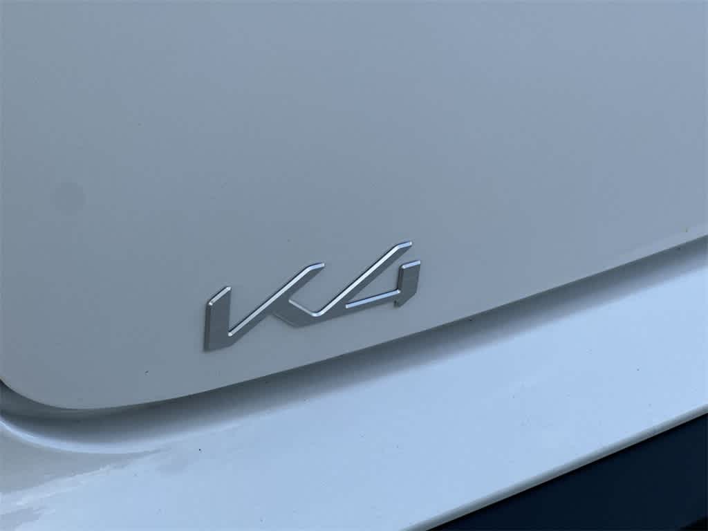 2025 Kia K4 LX