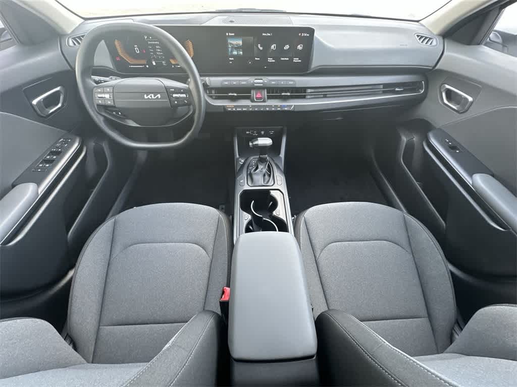 2025 Kia K4 LX