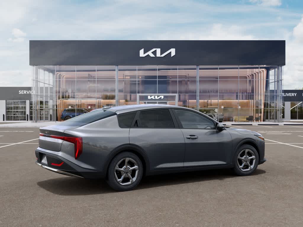 2027 Kia K4 LXS