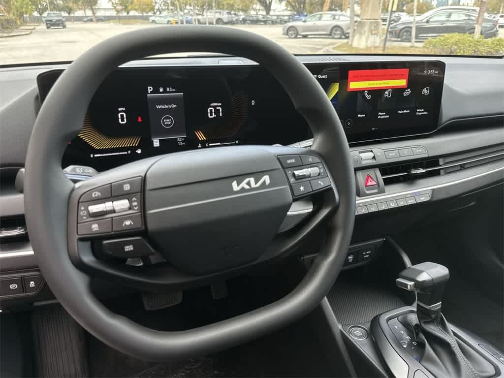 2026 Kia K4 LXS