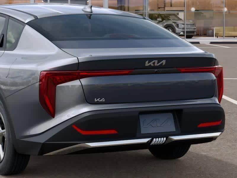 2026 Kia K4 LXS